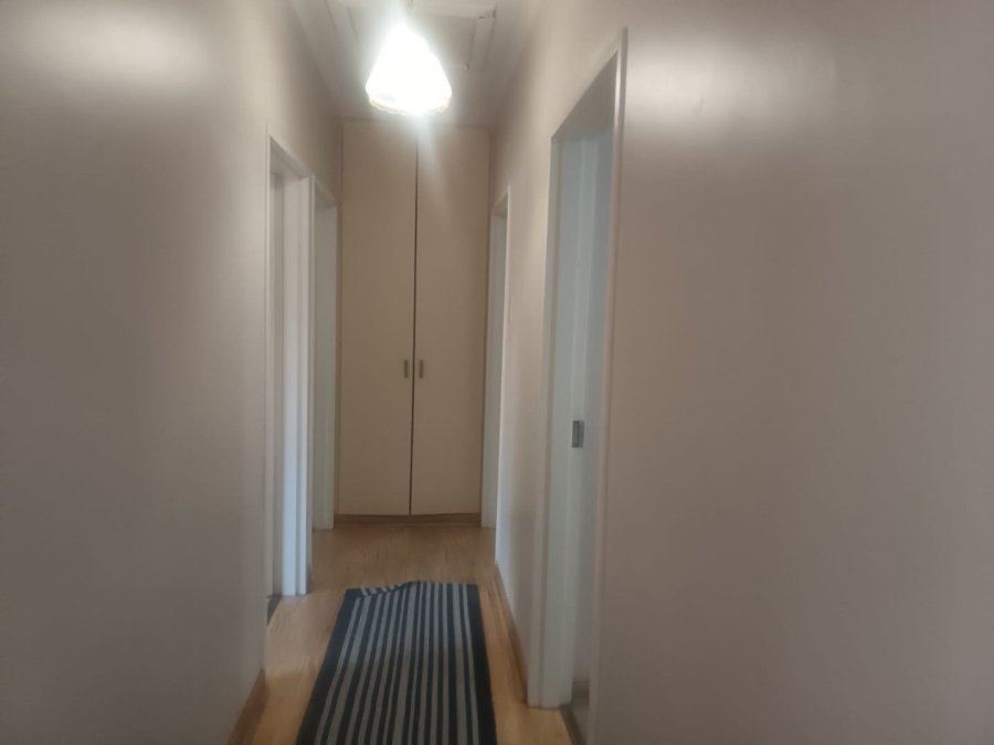 3 Bedroom Property for Sale in Rhodesdene Northern Cape